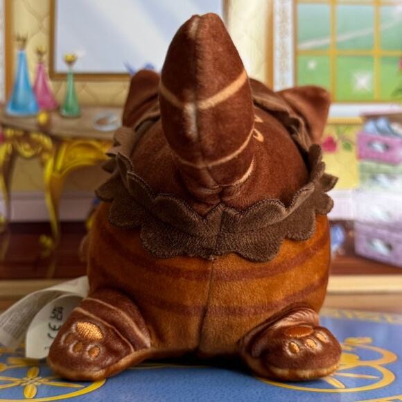 Aphmau MeeMeow | Chocolate Cake Cat Plush - Picture 3 of 7